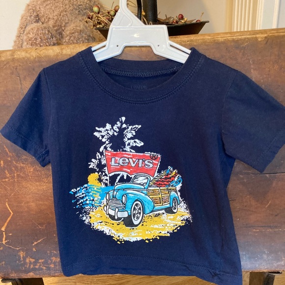 Levis Vintage Convertible Tee - Picture 7 of 11
